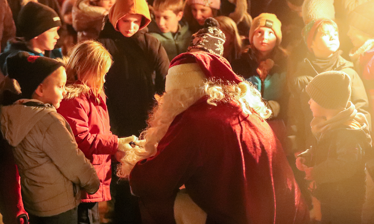 Der Weihnachtsmann im Tierpark Ströhen