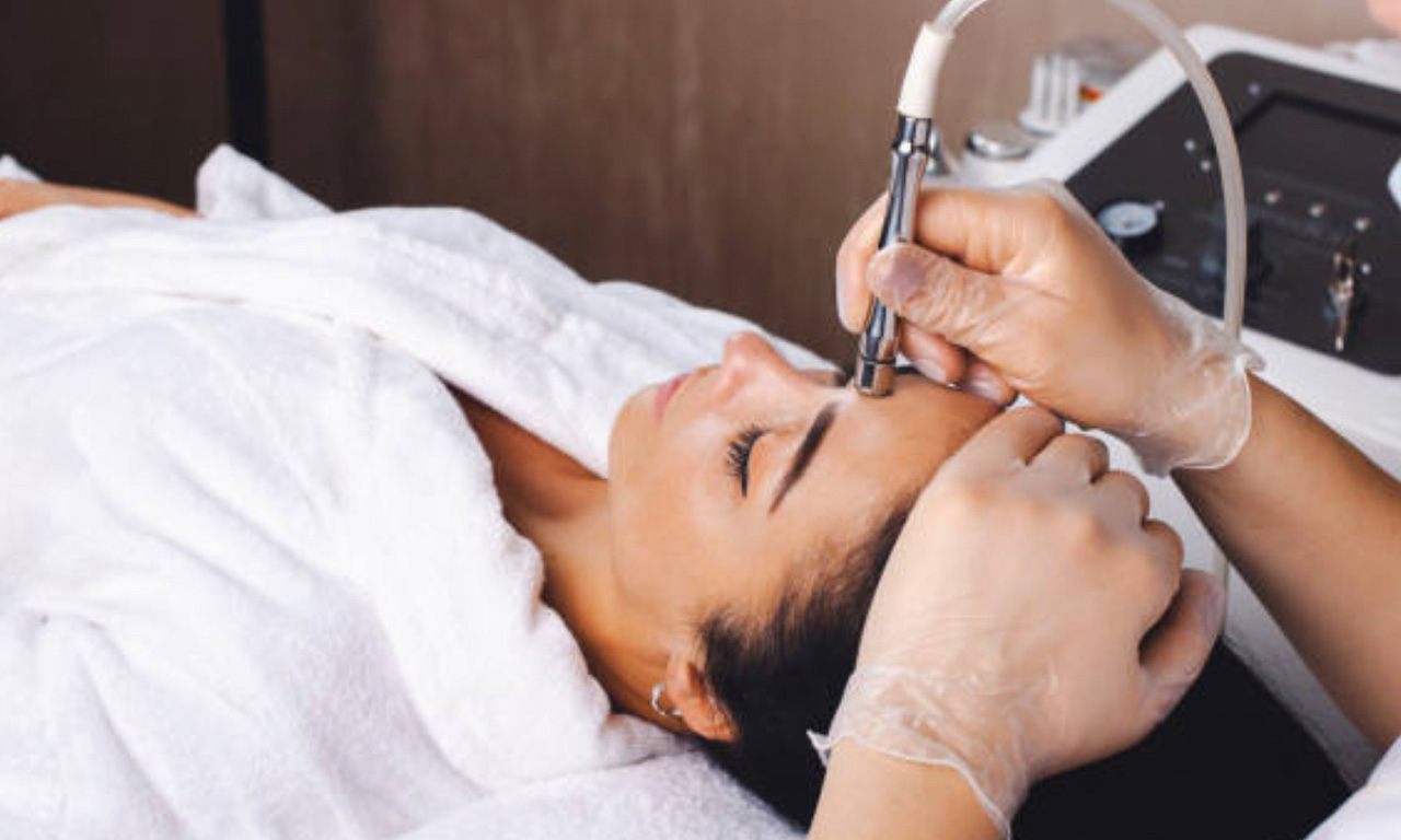 Kosmetikstudio H&H - Gesichtsbehandlung