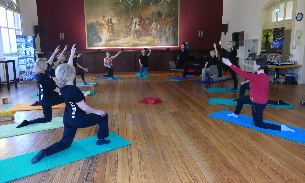VHS Herford - Yoga